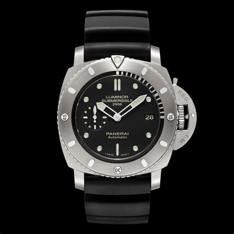 panerai submersible 2500m pam 000364|luminor 2500m submersible.